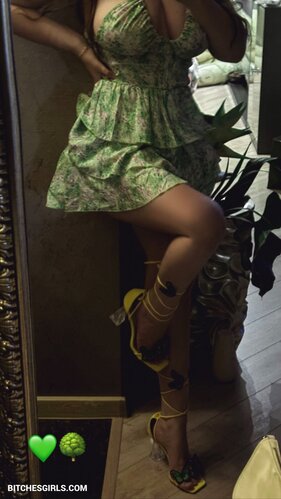 297570327902547648875358025783524296338 thumbnail