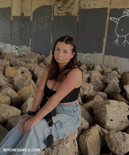 74974849043010830527583219274874645134 thumbnail