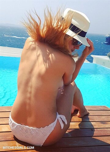 104461437068582408393714648724484352001 thumbnail