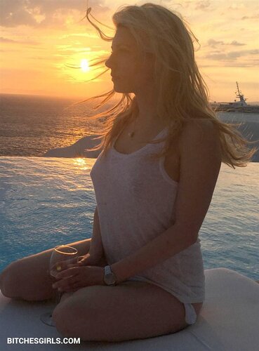 295055180261810968377944771431395585695 thumbnail