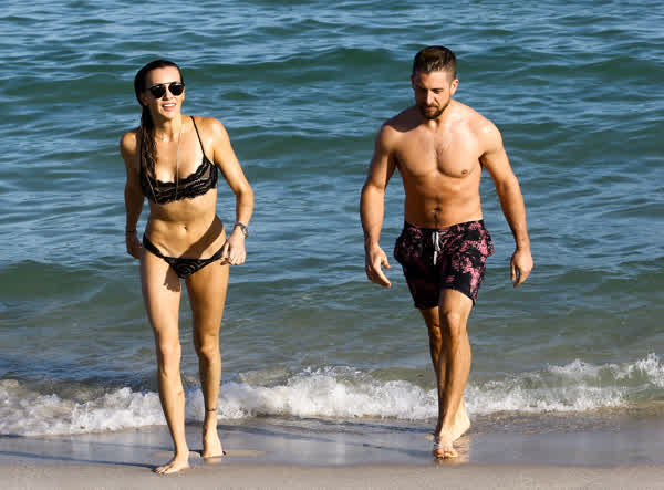 42a5db6060dec9e39626ff39c19bdb00d94b093ba472173ab099c4a5e55aea49 thumbnail