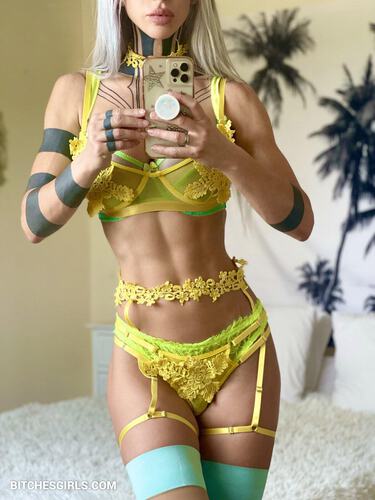 245484790922792927379535611814070498999 thumbnail