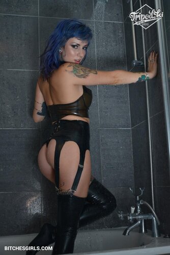 234189082940480781507350865850498377351 thumbnail