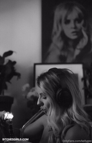 3693917431321835055109469249767310279 thumbnail