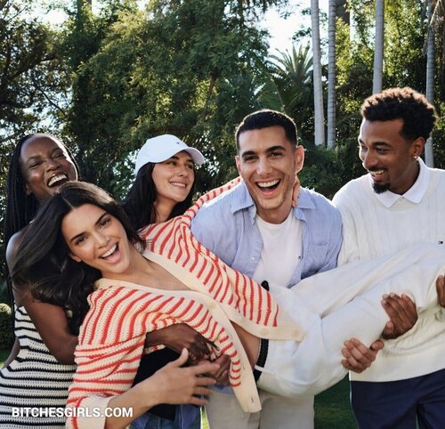 22838396931740526568432053989741449317 thumbnail