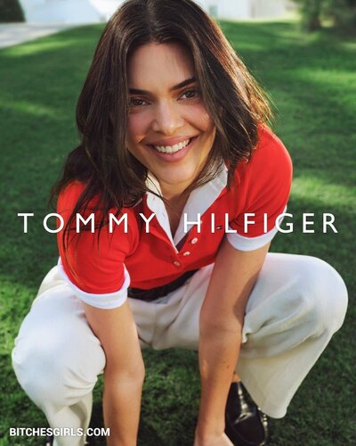 258366863444083105790335284871385464769 thumbnail