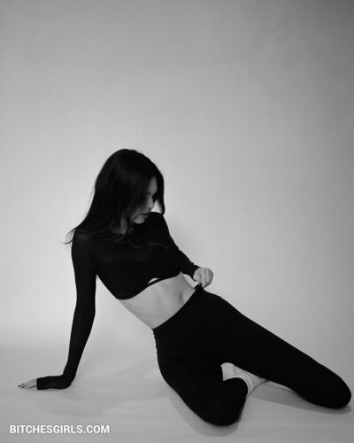 37338508461575040098841242984396944389 thumbnail