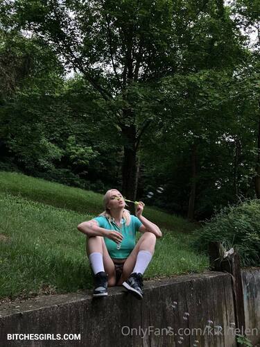 137895786204526067330019457645911936608 thumbnail