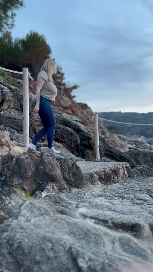 19154037272366696193384526361033775879 thumbnail