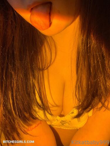 188318016426963237918439776967534333893 thumbnail