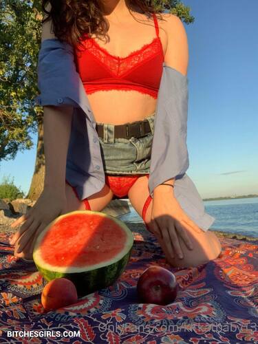 327487828127718262337362033967026460216 thumbnail