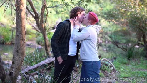 c45a2dd1ee0d7306b571fee47335b66b58d6d038d837a508f033ae635dc78c57 thumbnail