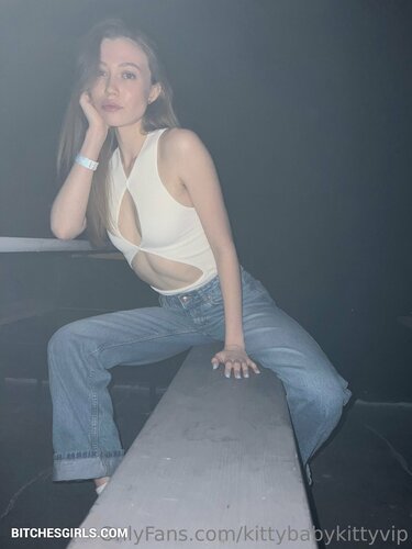 327243962910694163934643747558461208535 thumbnail