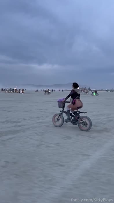 0b397e7a6f4885a5bba06c4bdc8760da22b5b67ea3fb73ef04a9fd6eacce874d thumbnail