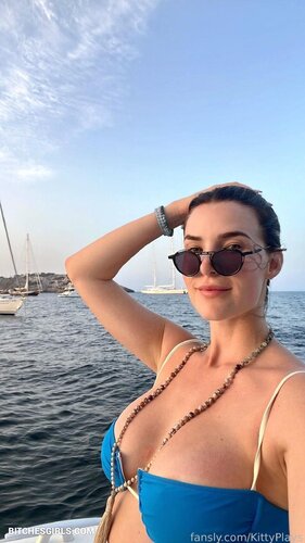 326717453802571604551796994617573048011 thumbnail