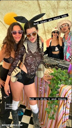 131893641325976053696941252371395760364 thumbnail