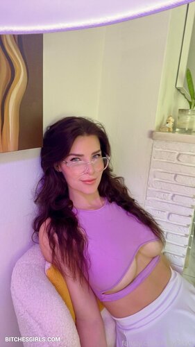 164515367517739887455049203675398755682 thumbnail