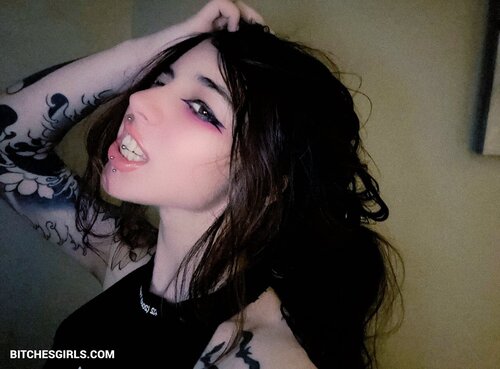 247002887680392267771478201709704089990 thumbnail