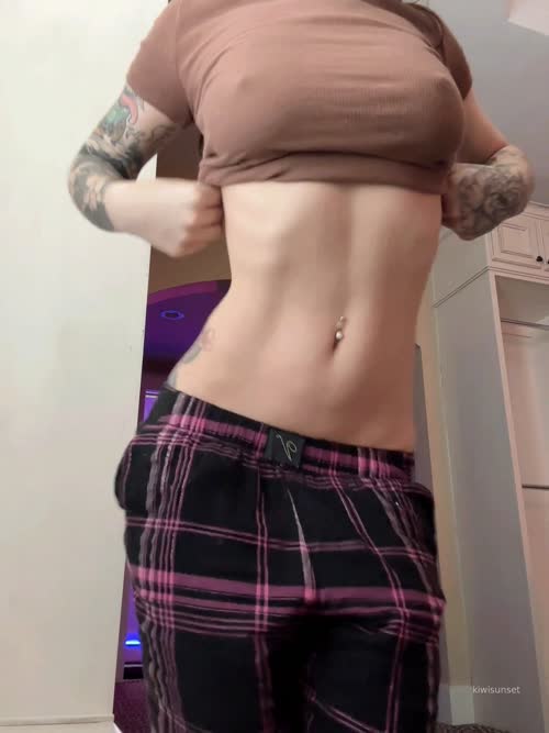 37269bff670cd78a46b0b2dfd8ef3cd0f3820c96a5d67b4cf7ae82c270ac192f thumbnail