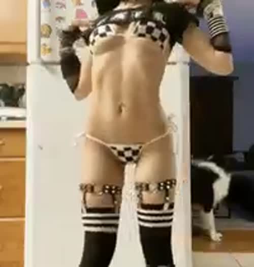 122617137968311775844560374056172715482 thumbnail