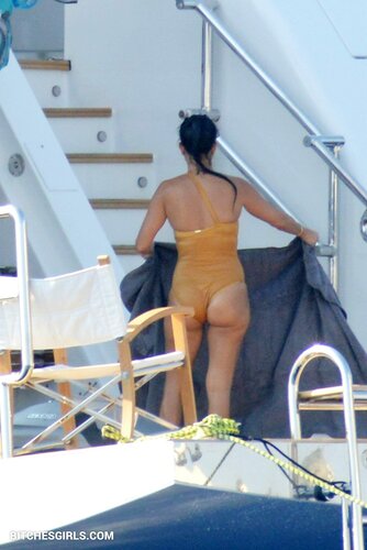 13235932214659949674515062794103352393 thumbnail