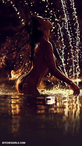 152820787478350054757721844973527473044 thumbnail