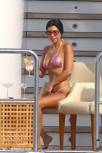 15815822705366790051857660164112547612 thumbnail