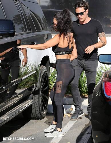 223308281394924154589608632011800152674 thumbnail