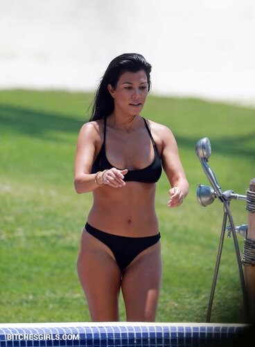 261450883896293830940543933395279643911 thumbnail