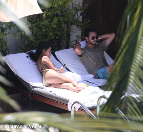 63866423589022419611410694671523875771 thumbnail