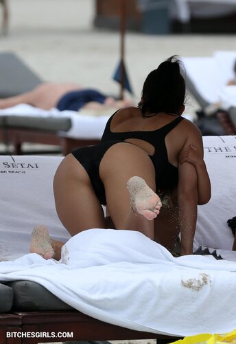 83222610960616812642780143709943347808 thumbnail