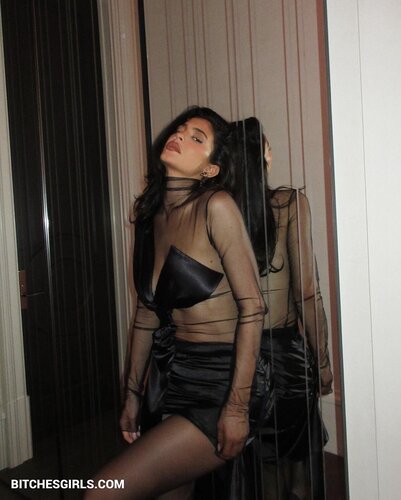 330092193248217436583688038087185090273 thumbnail