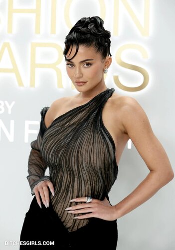 112975859005603495051275187604670566731 thumbnail