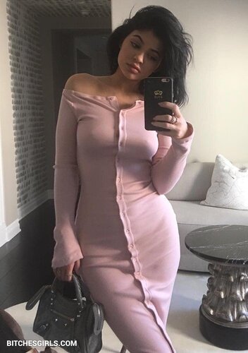 42049656373204963007957766589451351092 thumbnail