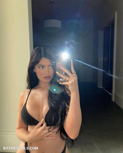 133391555811592690508903306371609256356 thumbnail