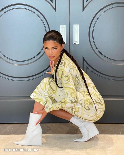 175327535977756698613058243771687759193 thumbnail