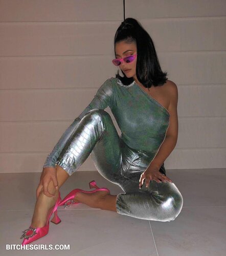 254124384708755824549114006341382703161 thumbnail