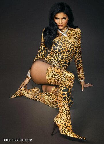 281453936801663659803271733918330123893 thumbnail