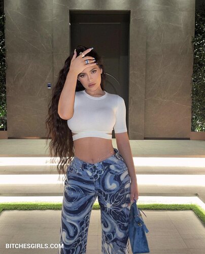 321731963190790190945093884739476768837 thumbnail