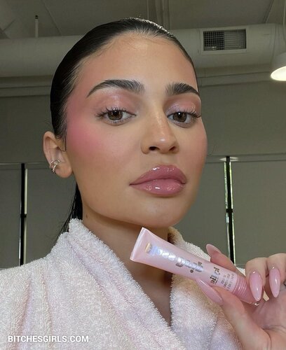 59514690341844075632704033714099811068 thumbnail