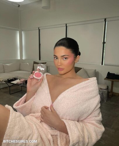 90871378810545876521074396068731762214 thumbnail