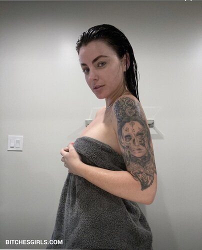 170511175396560210642958468838075518044 thumbnail