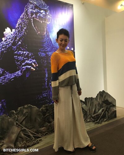 40792407763682812914299251194424472216 thumbnail