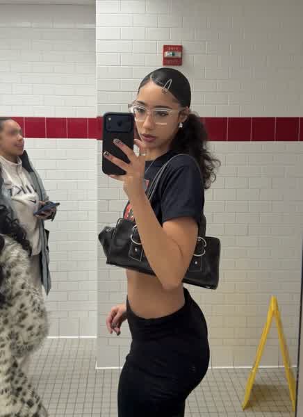 1c3c2daab3c258e29a00611a1ba8b78c5139040febc58cf99c3fc3d7dd56eb39 thumbnail