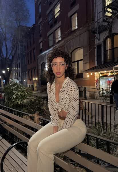 2c2db275701b2e40cb96a780a777ff3f2b4dd3e34f3af6ecdd6fc609f5347906 thumbnail