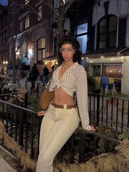 67ff93b1fcd4375d948bbea8b10766ae892a3b0e00e6c32c573f226e7eff3a98 thumbnail