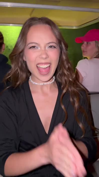 d4155d501e84c49d6083e555f2e062dff49085cac170398ca3a7dc231cf40822 thumbnail