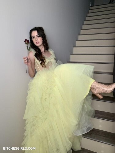 183385842411122896057513917541675136378 thumbnail