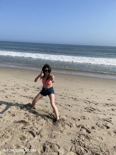 208360907522132649762015649039989180664 thumbnail