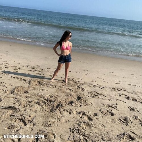 21775413379570413007626083134135742983 thumbnail